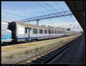 Voiture B10tux 50 87 2077 401-9 en livrée TER Rhône Alpes en gare de Lyon Part-Dieu le 13 juillet 2015. On remarquera les nombreux graffitis fraichement effacés. b10tux_508720774019_1_lyon_part-dieu_13072015.jpg